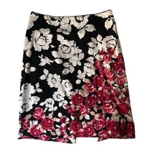 White House Black Market Floral Pencil Skirt Size 6